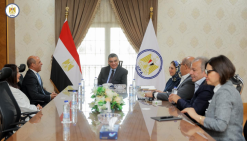 هيئة الشراء تؤكد أهمية دعم التعاون بين مؤسسات الدولة والقطاعين المصرفي والدوائي